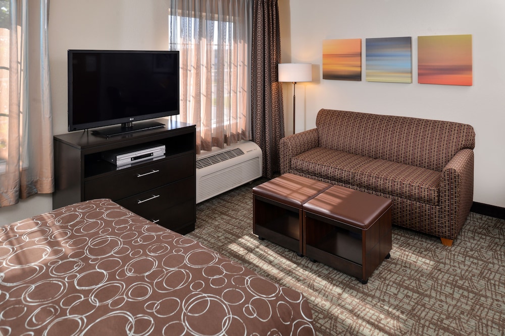 Staybridge Suites Sioux Falls At Empire Mall 34/54