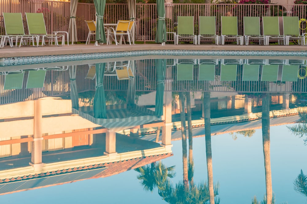 La Fuente Inn Suites 2/65