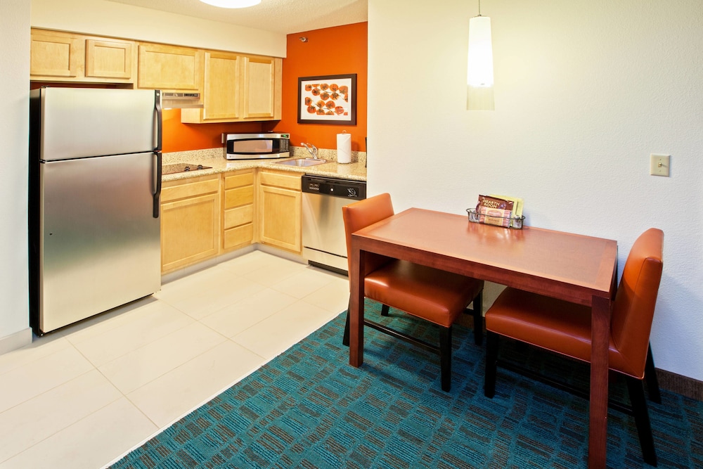 Residence Inn Indianapolis Fishers 21/28