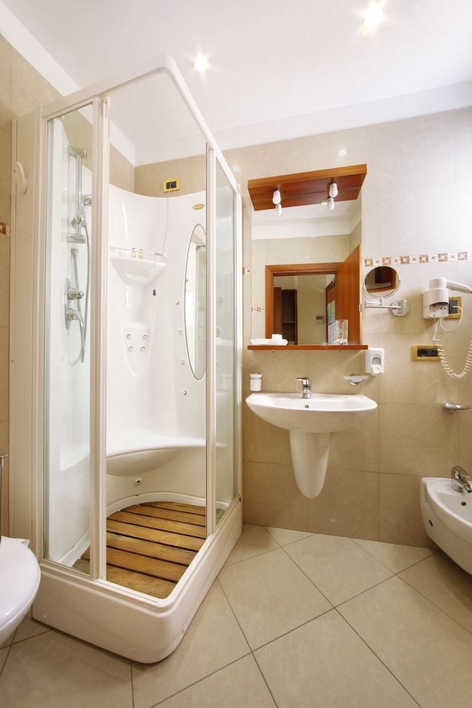 Hotel Ristorante Toscana 44/45