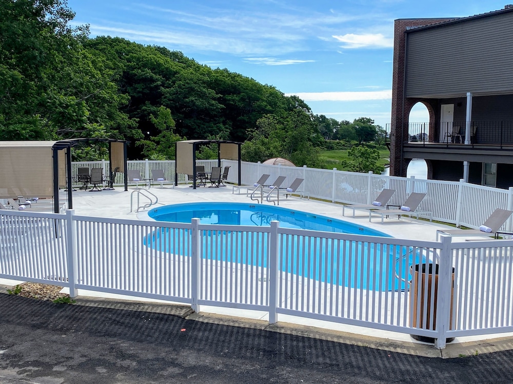 Ogunquit River Inn Ascend Hotel Collection 35/63
