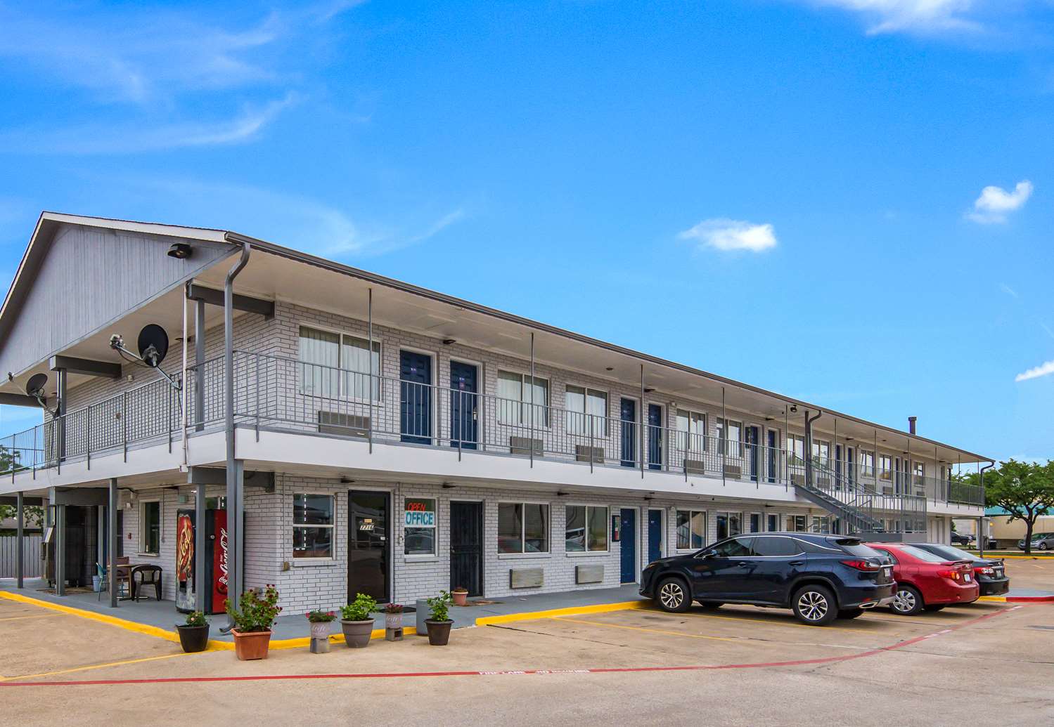 Knights Inn North Richland Hills 22/28