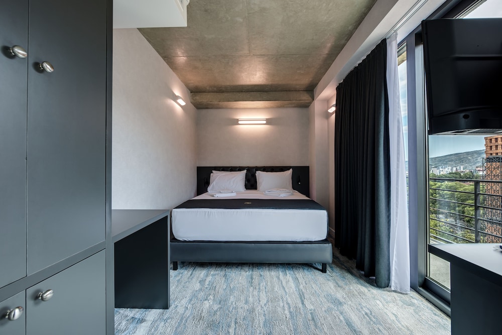 ELITE, DOUBLE BED