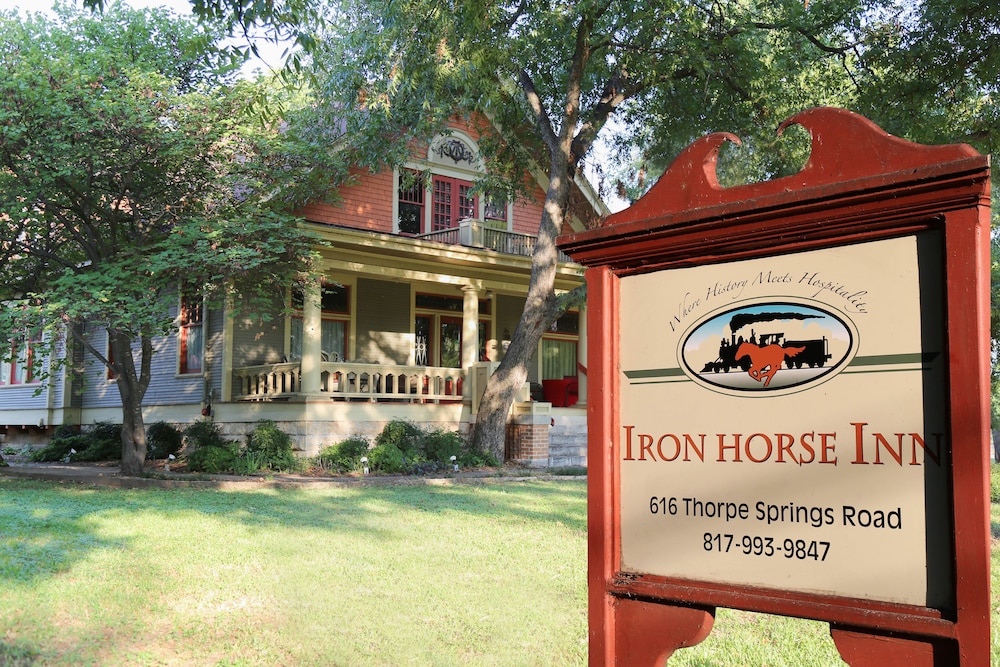 Iron Horse Inn 1/77