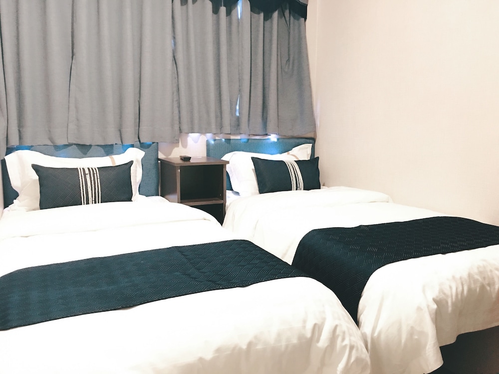 Seasons Hotel - Tsim Sha Tsui 41/57