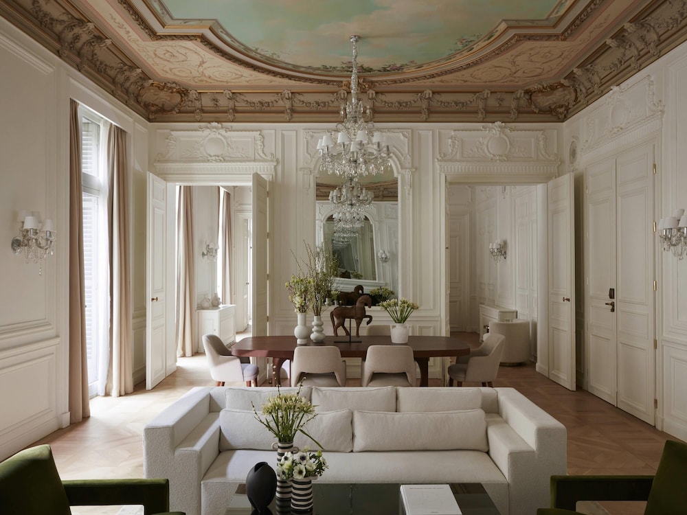 Maison Delano 32/50