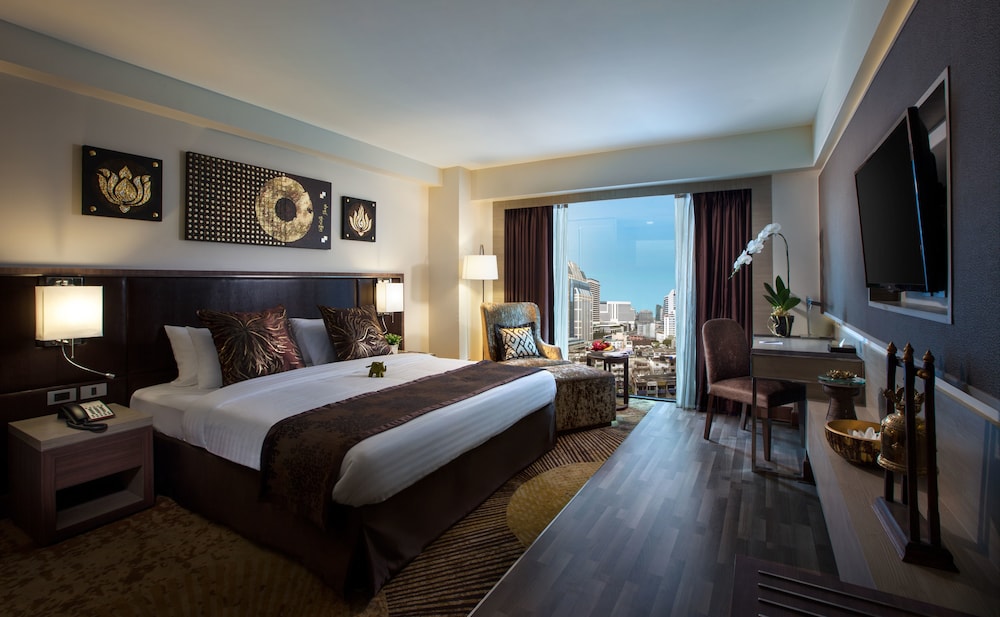 Ramada by Wyndham Bangkok Sukhumvit 11 22/83