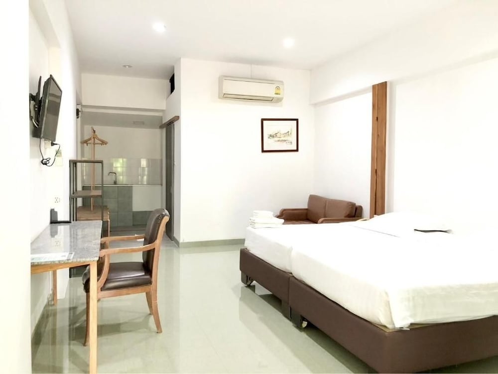 Dad D Resort by Lopburi Inn Resort 31/63