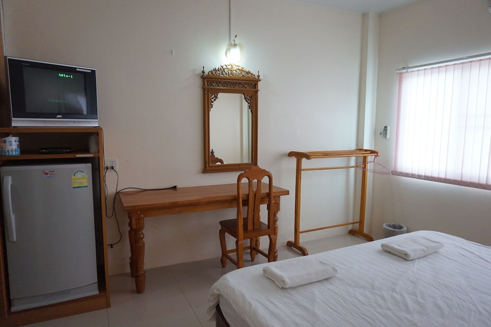 Pornnarumirt Hotel 8/16