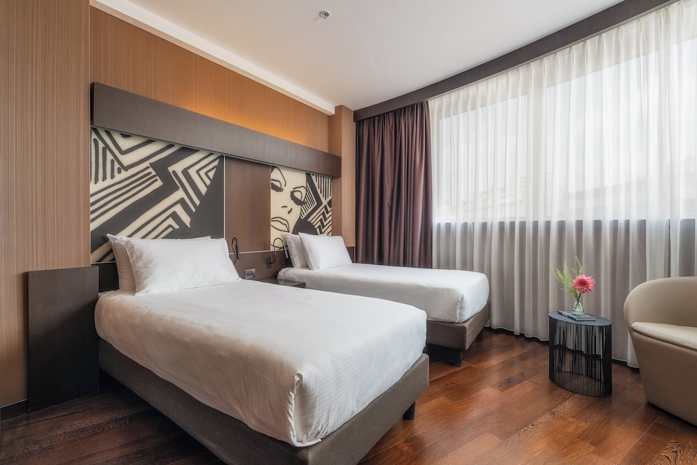 غرفة بريميوم ركنية بسريرين منفصلين، Crowne Plaza Milan City 5/9