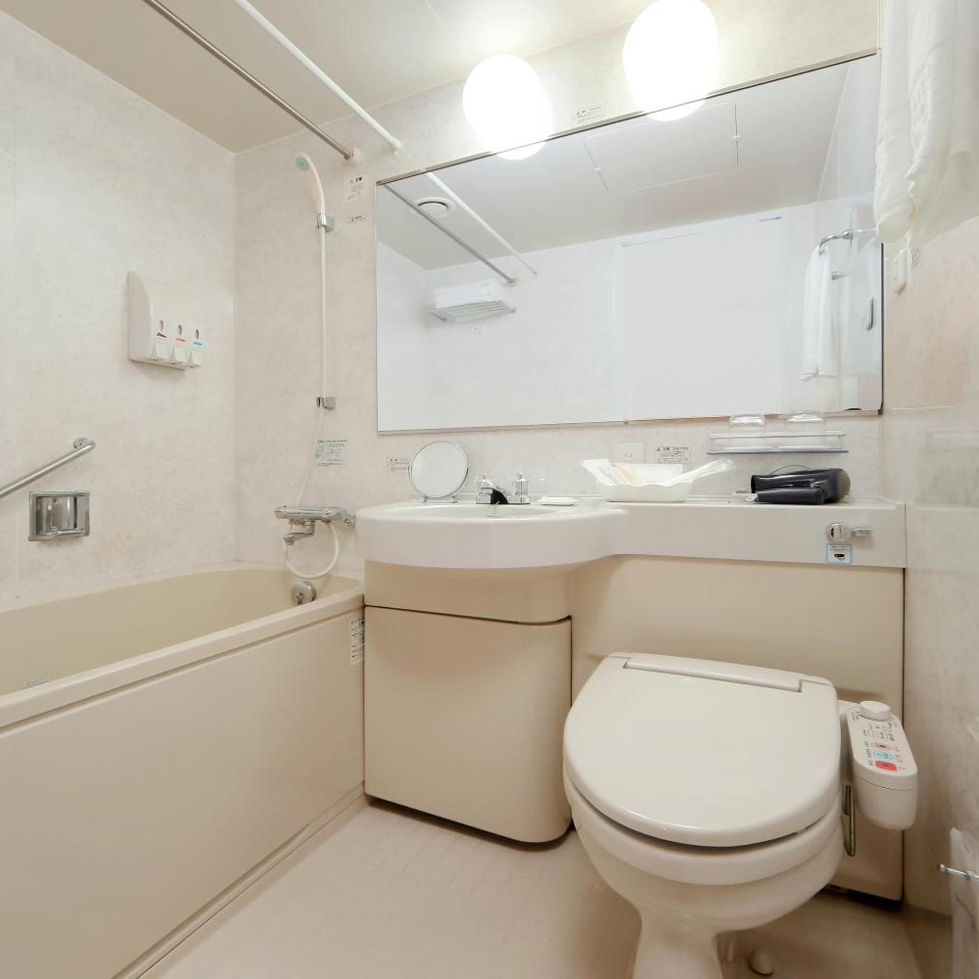 غرفة قياسية ثلاثية، Jr-East Hotel Mets Fukushima 3/4