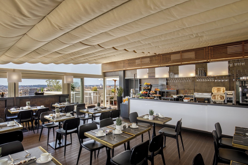 The Independent Hotel 44/62