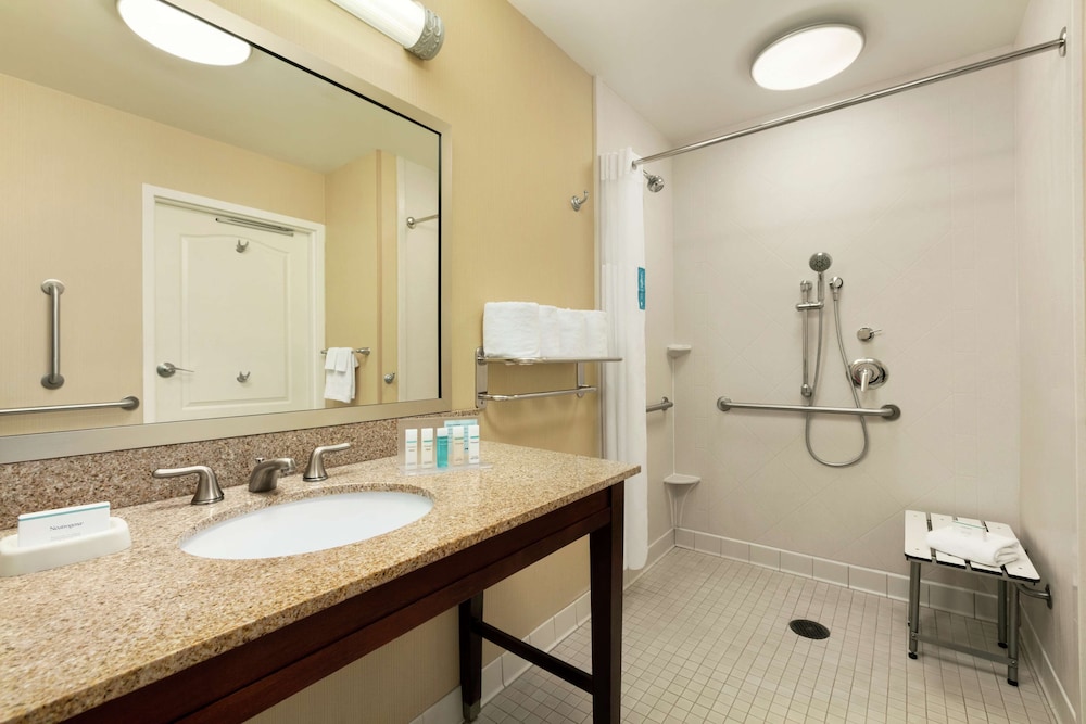 Hampton Inn And Suites Charles Town 19/51