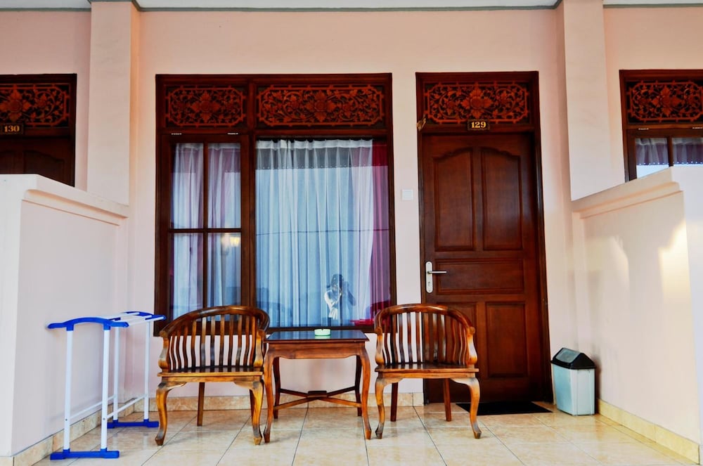 Pesona Beach Inn 29/45
