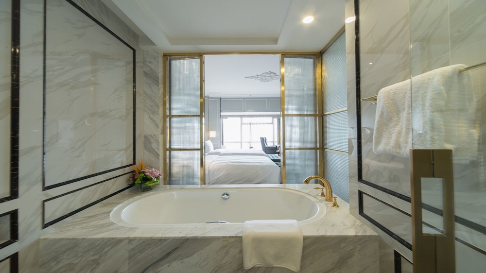 LONGEMONT HOTEL CHENGDU(THE LONGEMONT HOTELS) 23/26