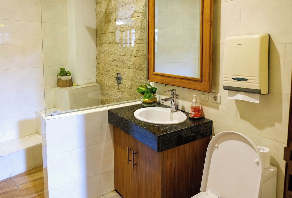 Lebak Bali Residence 76/77