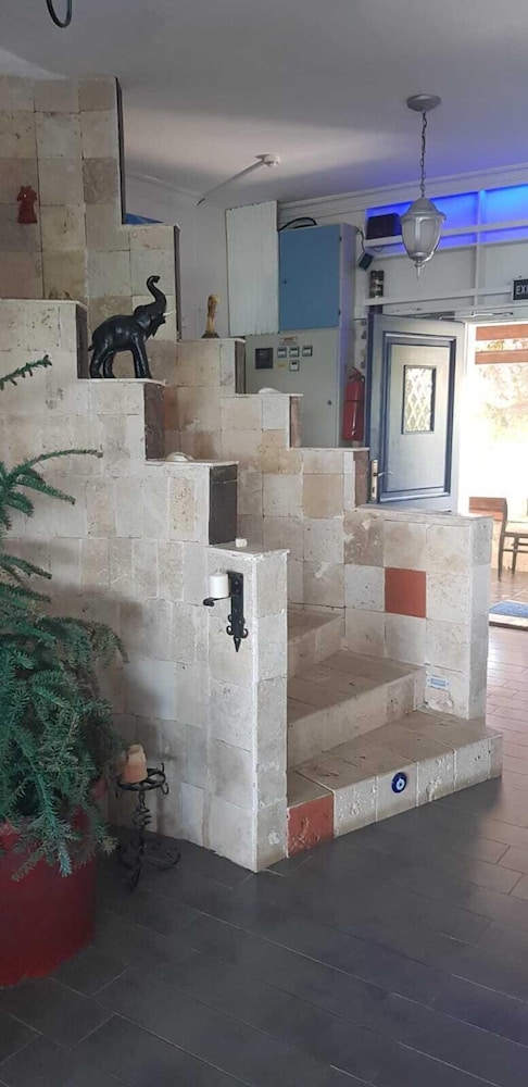 Urla Yelken Hotel- Adult +15 2/49