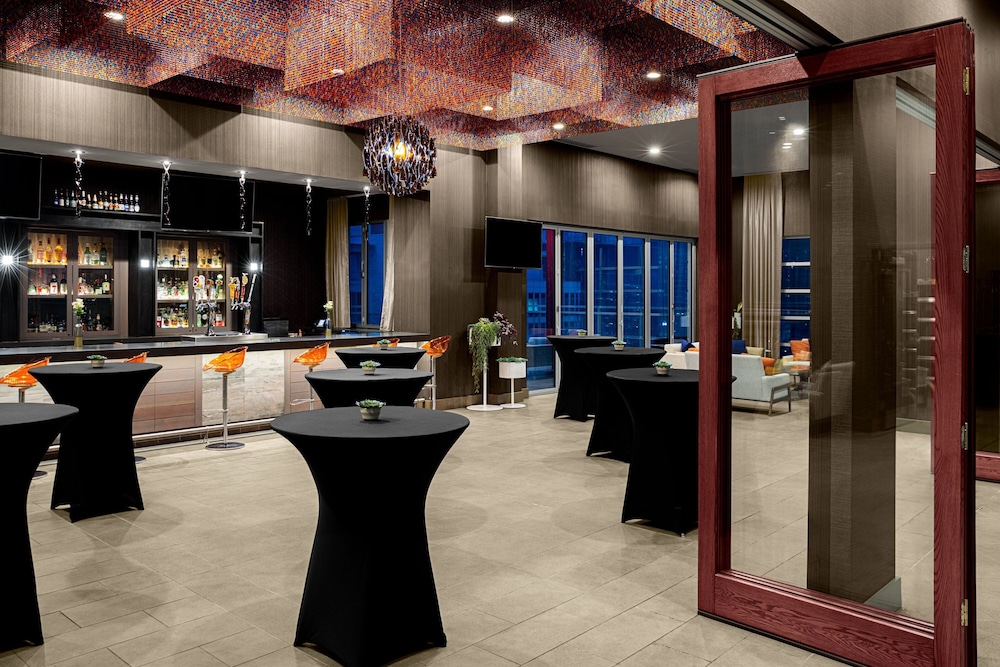 Courtyard By Marriott Dallas Downtown Reunion District 32/45