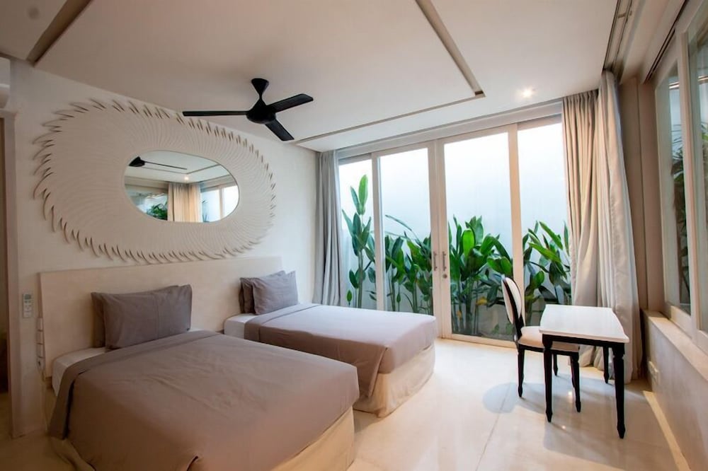 5 BEDROOMS, VILLA, RIVER VIEW, PRIVATE POOL