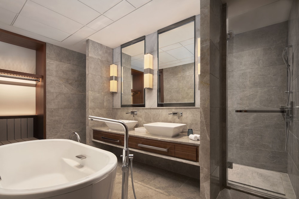 Apartment, River View, The Westin Chongqing Liberation Square 3/4