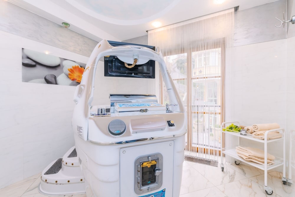 Wellness And Spa Hotel Ambiente 48/63