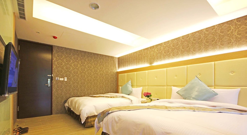 Shuian Lakeside Hotel 46/75