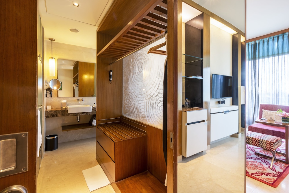 Vivanta Bengaluru Whitefield 11/82