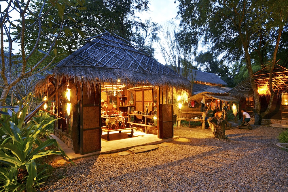 River Kwai Resotel 8/66
