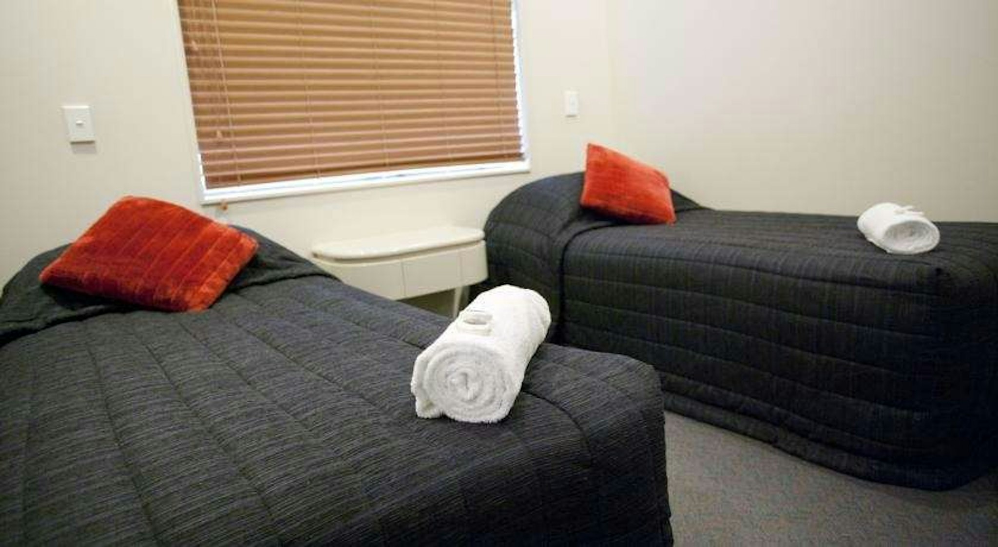 Aubyn Court Spa Motel 30/41