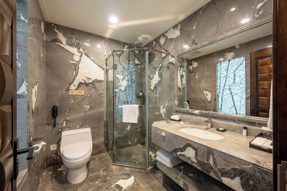 A C Art Museum Hotel Beijing 47/50