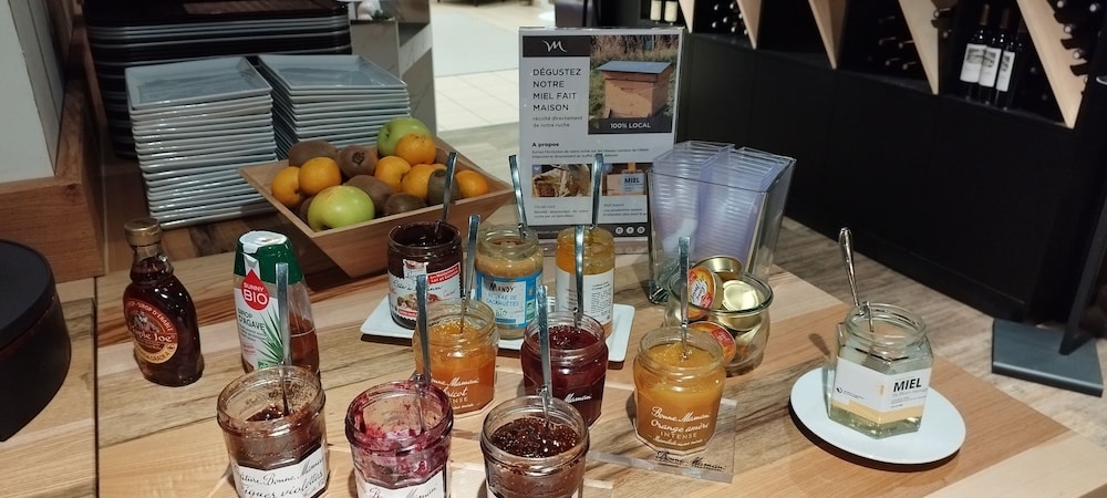 Mercure Lyon Est Chaponnay 51/71