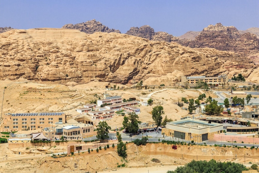 Petra Guest House Hotel 40/50