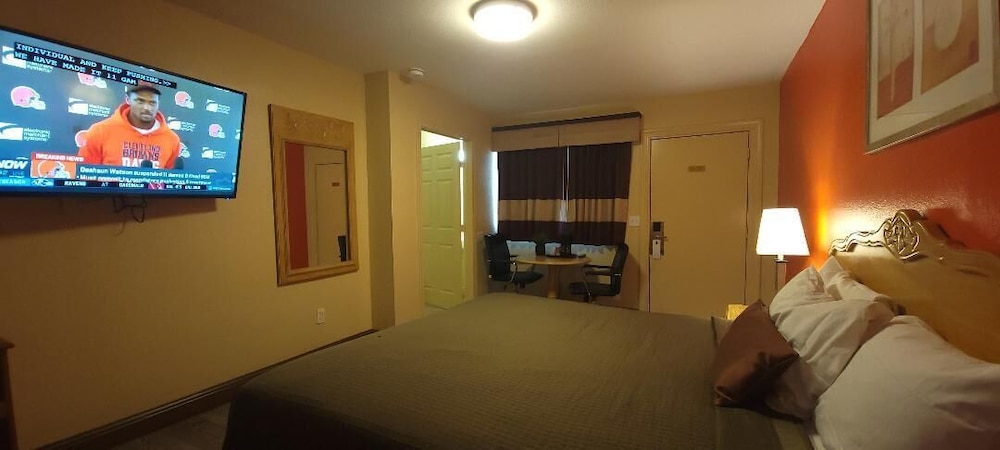 LAKEVIEW INN LUCERNE 28/66