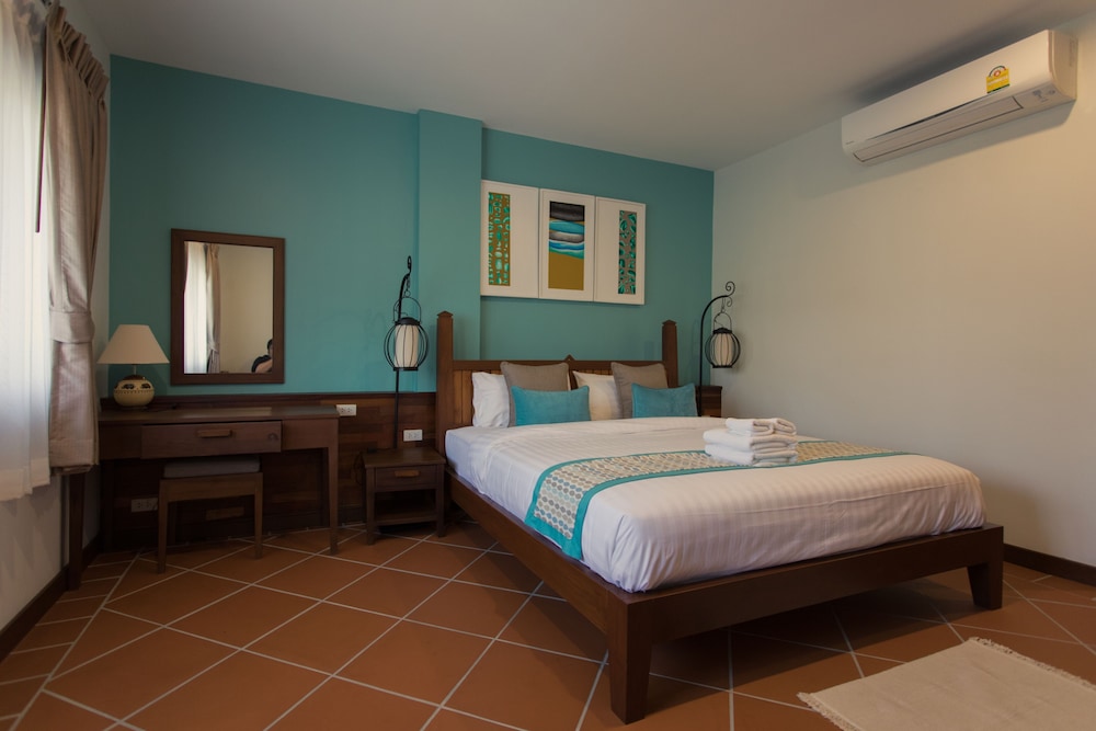 Villa Sanpakoi 6/74