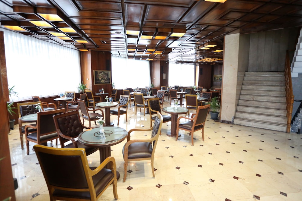 Fuar Hotel 46/50