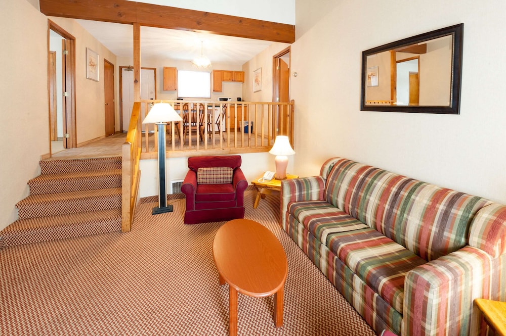 Pinestone Resort & Conference Centre 34/61