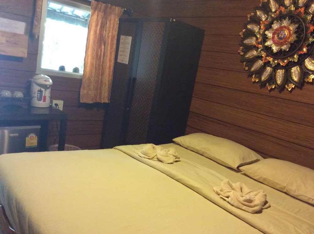 Country View Resort 20/50