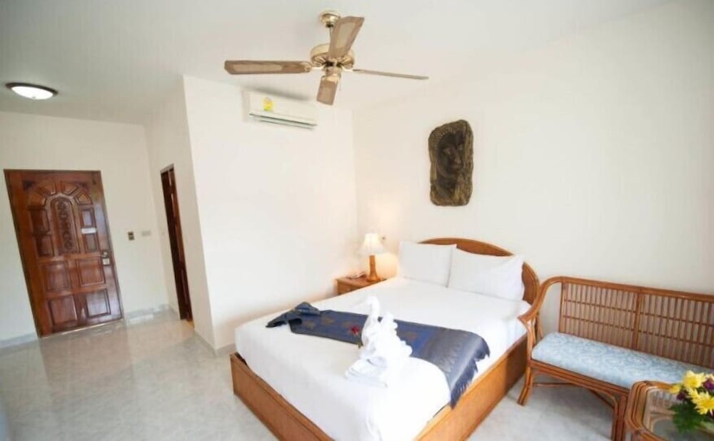 Palmview Resort 24/37