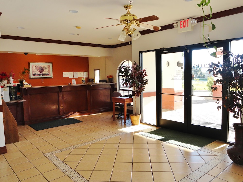 Americas Best Value Inn Brownsville 6/35