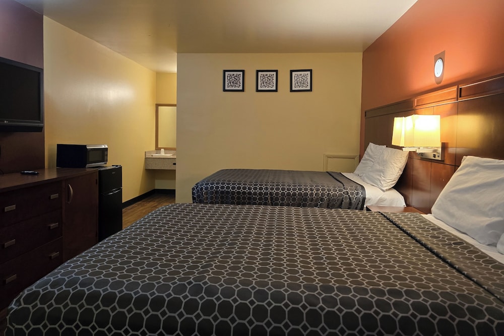 Sunrise Inn By OYO Newport News US-60 22/53