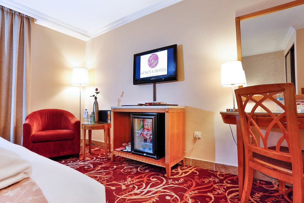 GENEVA HOTEL 48/76