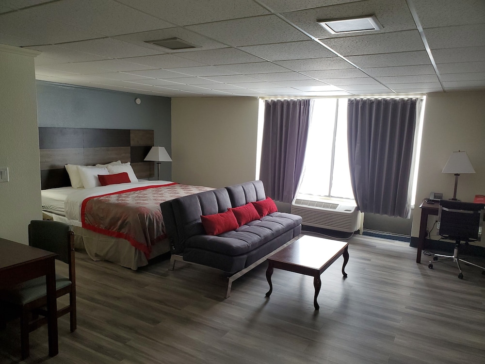Ramada by Wyndham North Platte & Sandhills Convention Ctr 15/35