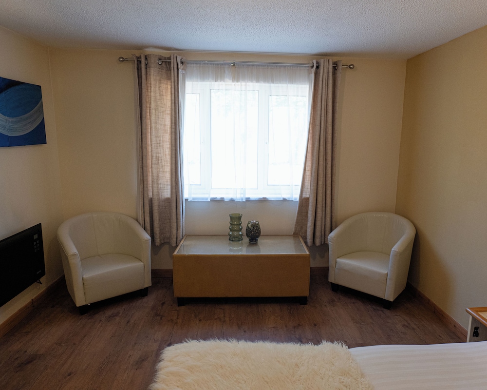 Travel Plaza Hotel 40/69