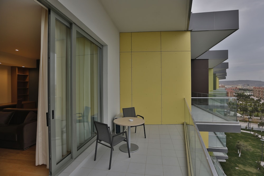 Homebridge Hotel Apartments 31/47