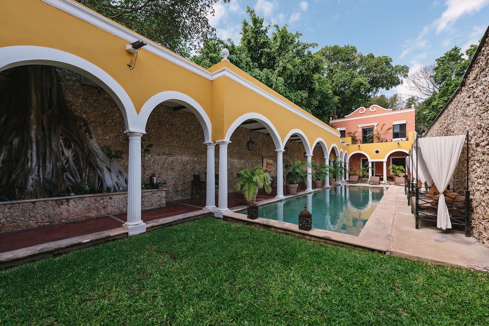 Hotel Hacienda Vip 38/50