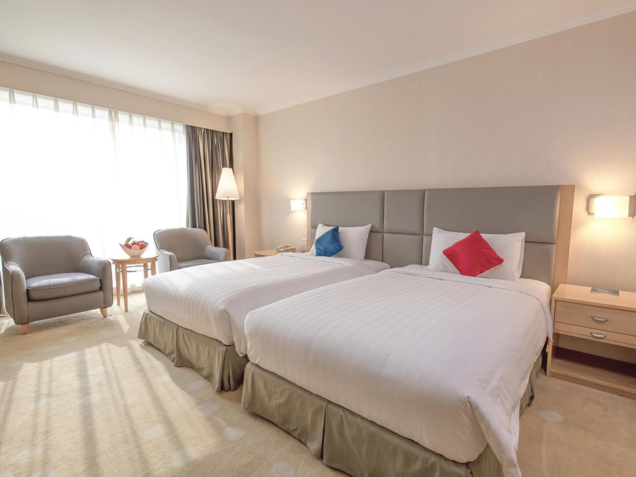 Beijing XinQiao Hotel 10/50