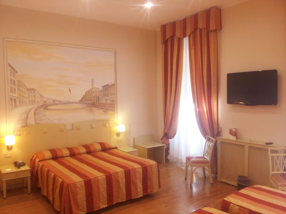 Bologna Hotel 6/28