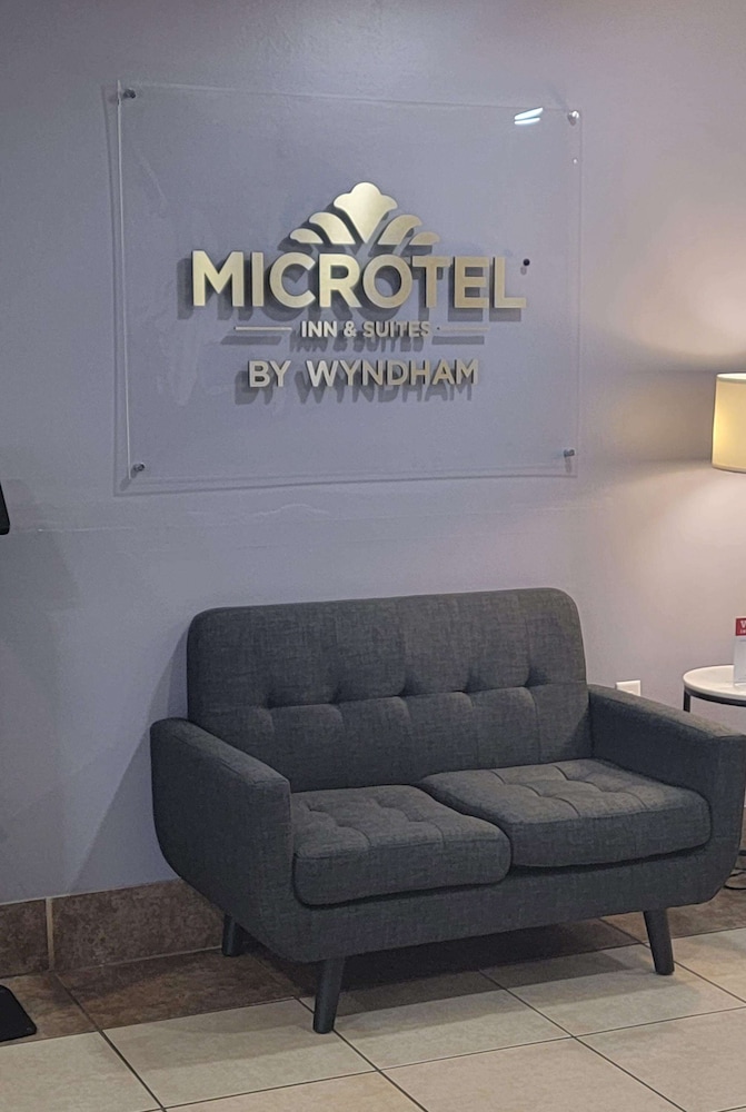 Microtel Inn And Suites Gardendale 20/33