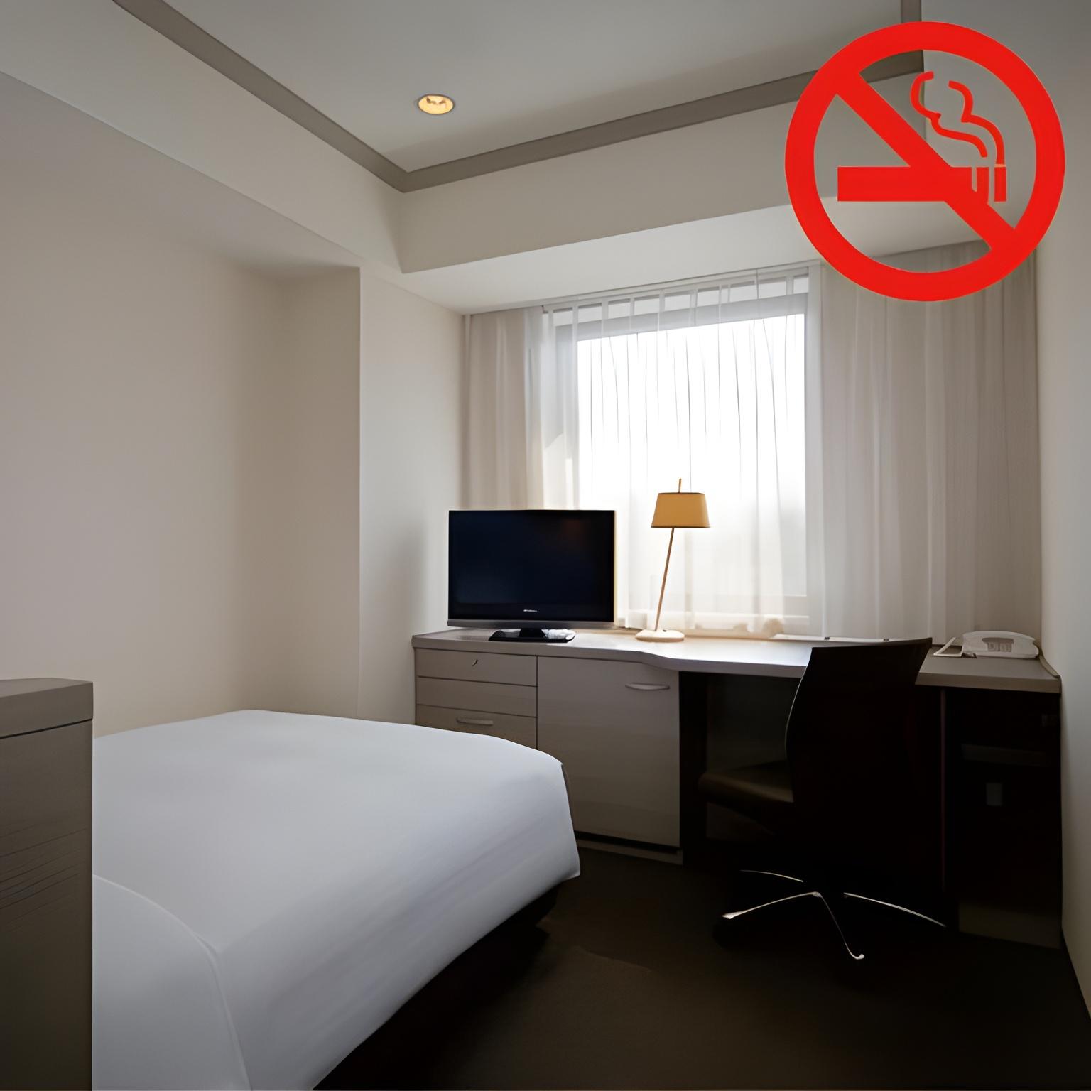 SINGLE ROOM