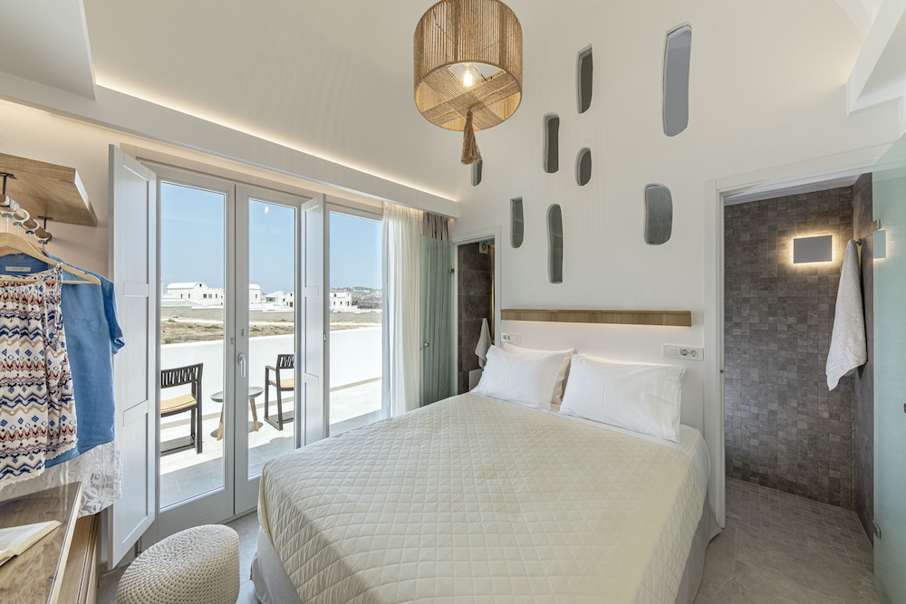 Alafropetra Luxury Suites 14/49